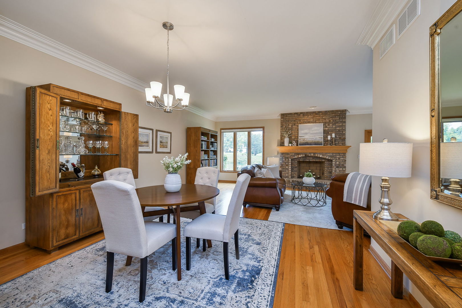 26W199 Klein Creek Drive, Winfield, IL 60190