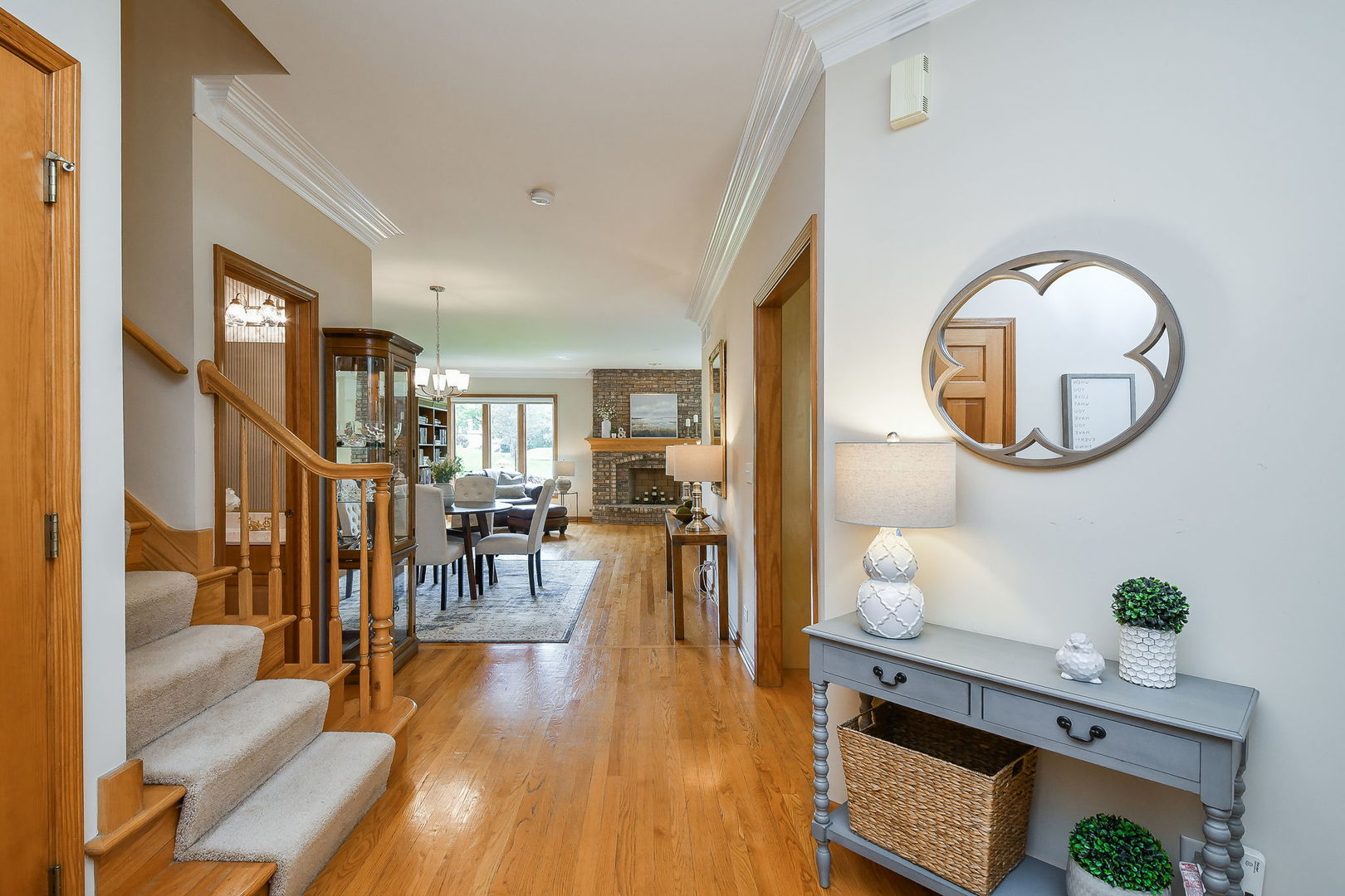 26W199 Klein Creek Drive, Winfield, IL 60190