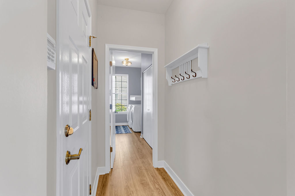 3835 Parsons Road, Carpentersville, IL 60110