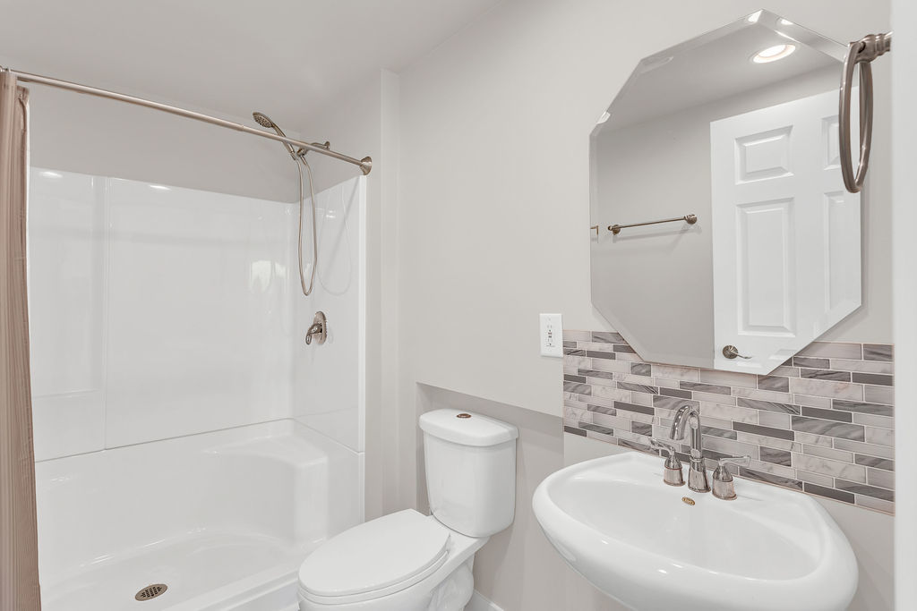 3835 Parsons Road, Carpentersville, IL 60110