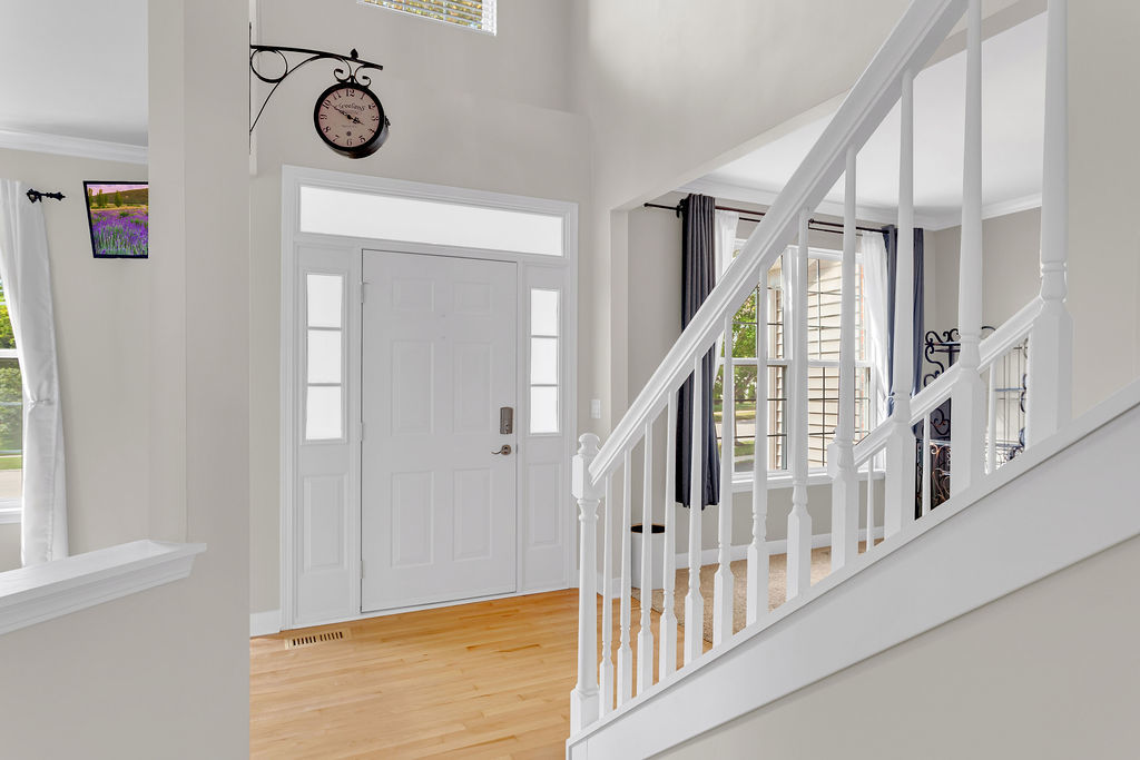 3835 Parsons Road, Carpentersville, IL 60110