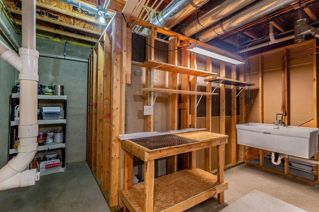 3835 Parsons Road, Carpentersville, IL 60110