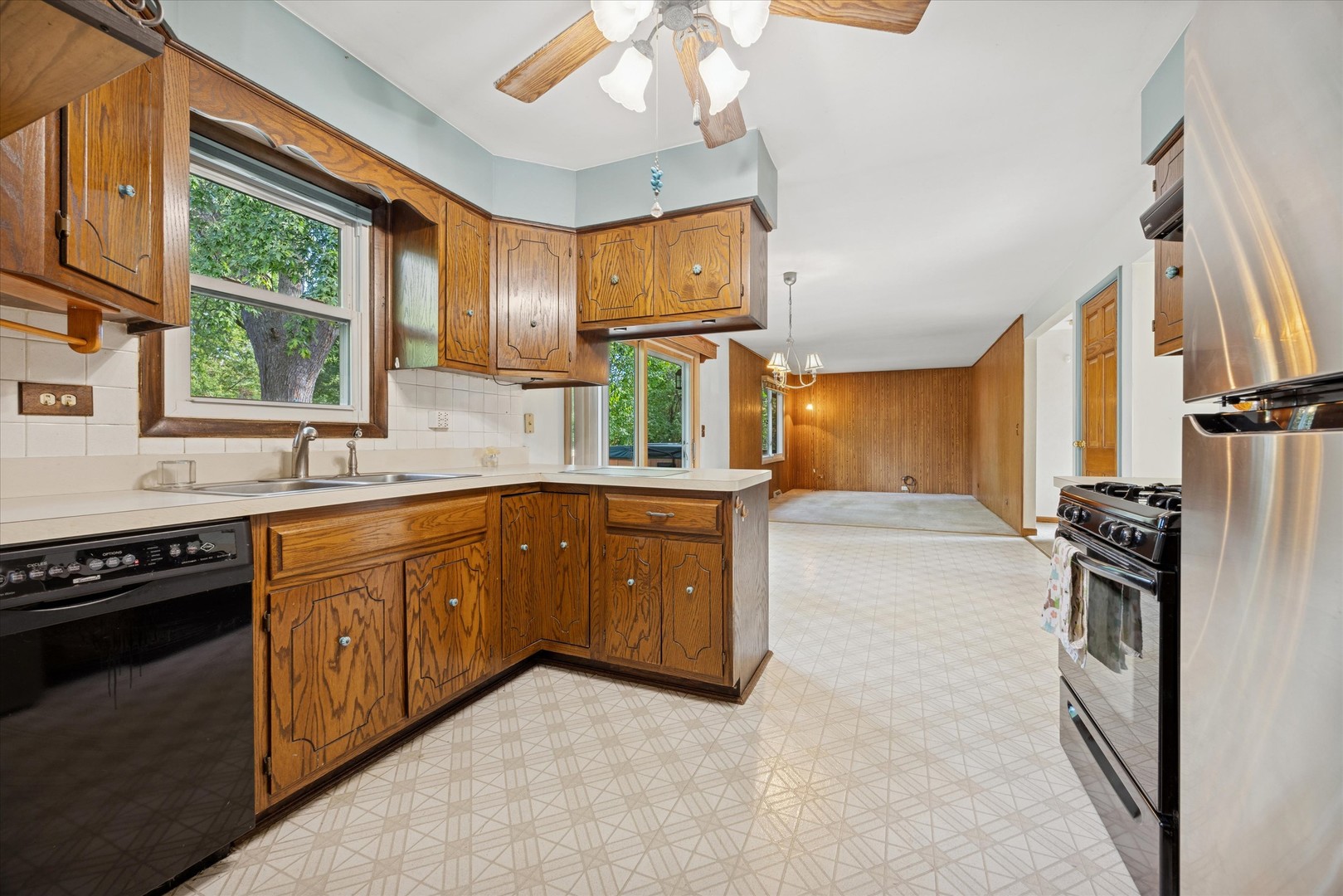 226 Hampshire Lane, Bolingbrook, IL 60440