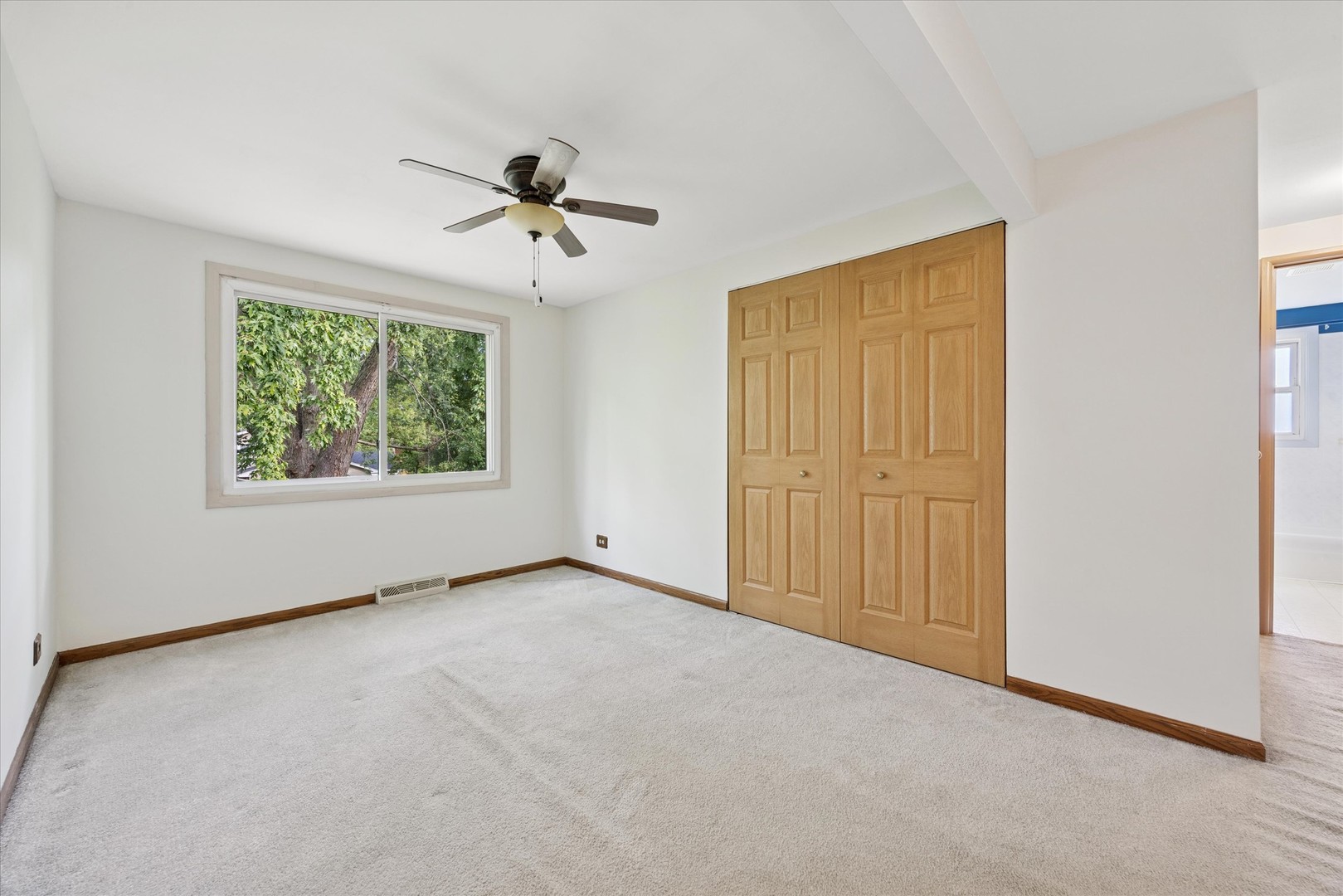 226 Hampshire Lane, Bolingbrook, IL 60440