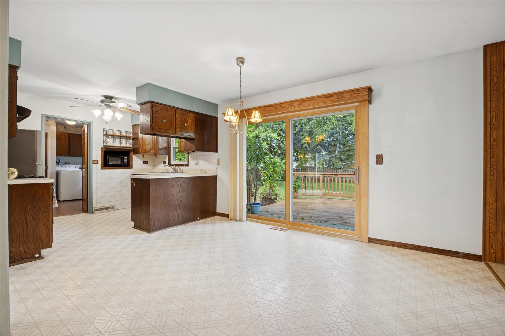 226 Hampshire Lane, Bolingbrook, IL 60440