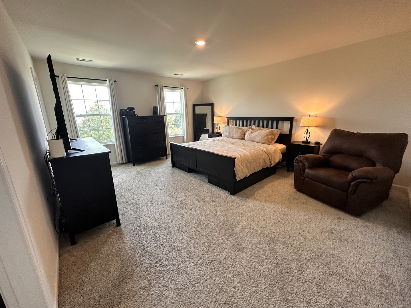 408 Shadow Court, Oswego, IL 60543