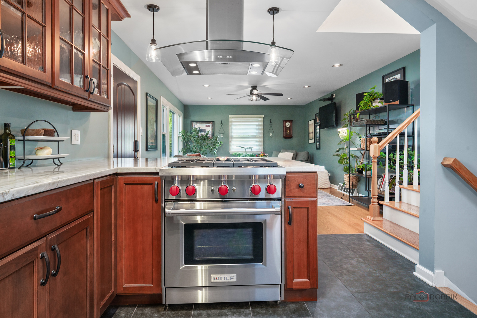 30408 N Oak Grove Avenue, Libertyville, IL 60048