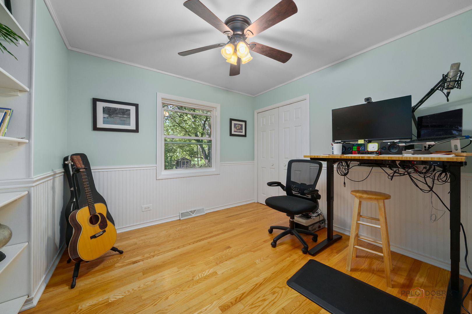 30408 N Oak Grove Avenue, Libertyville, IL 60048