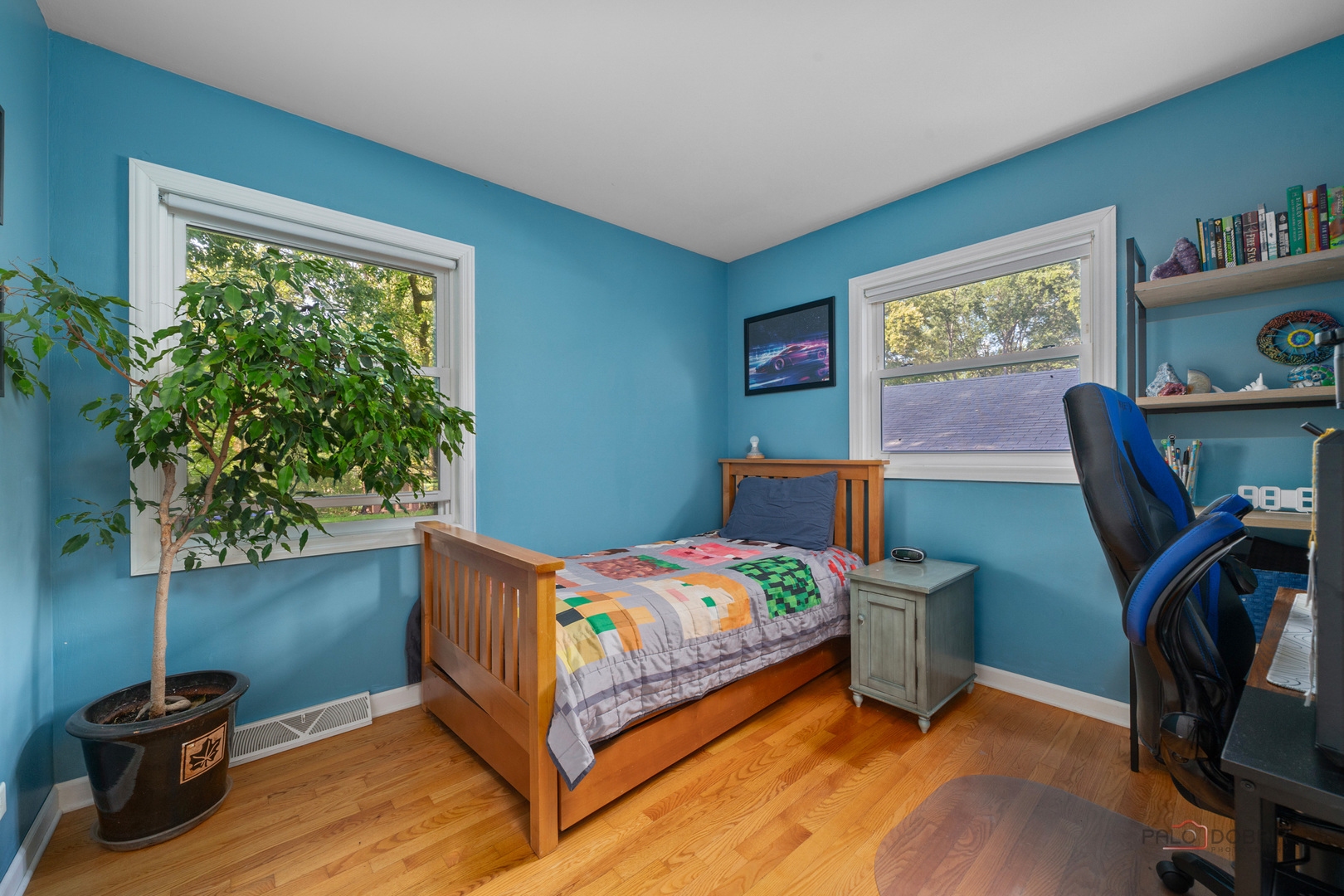 30408 N Oak Grove Avenue, Libertyville, IL 60048