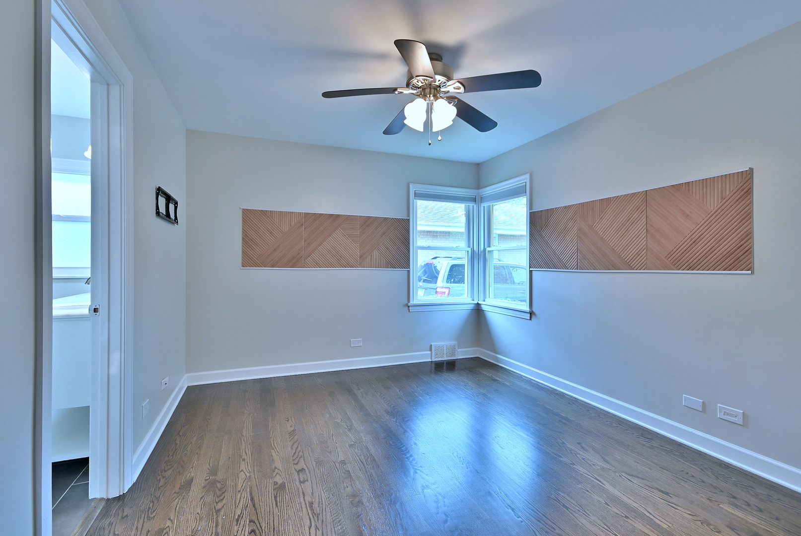 314 N Elm Avenue, Elmhurst, IL 60126