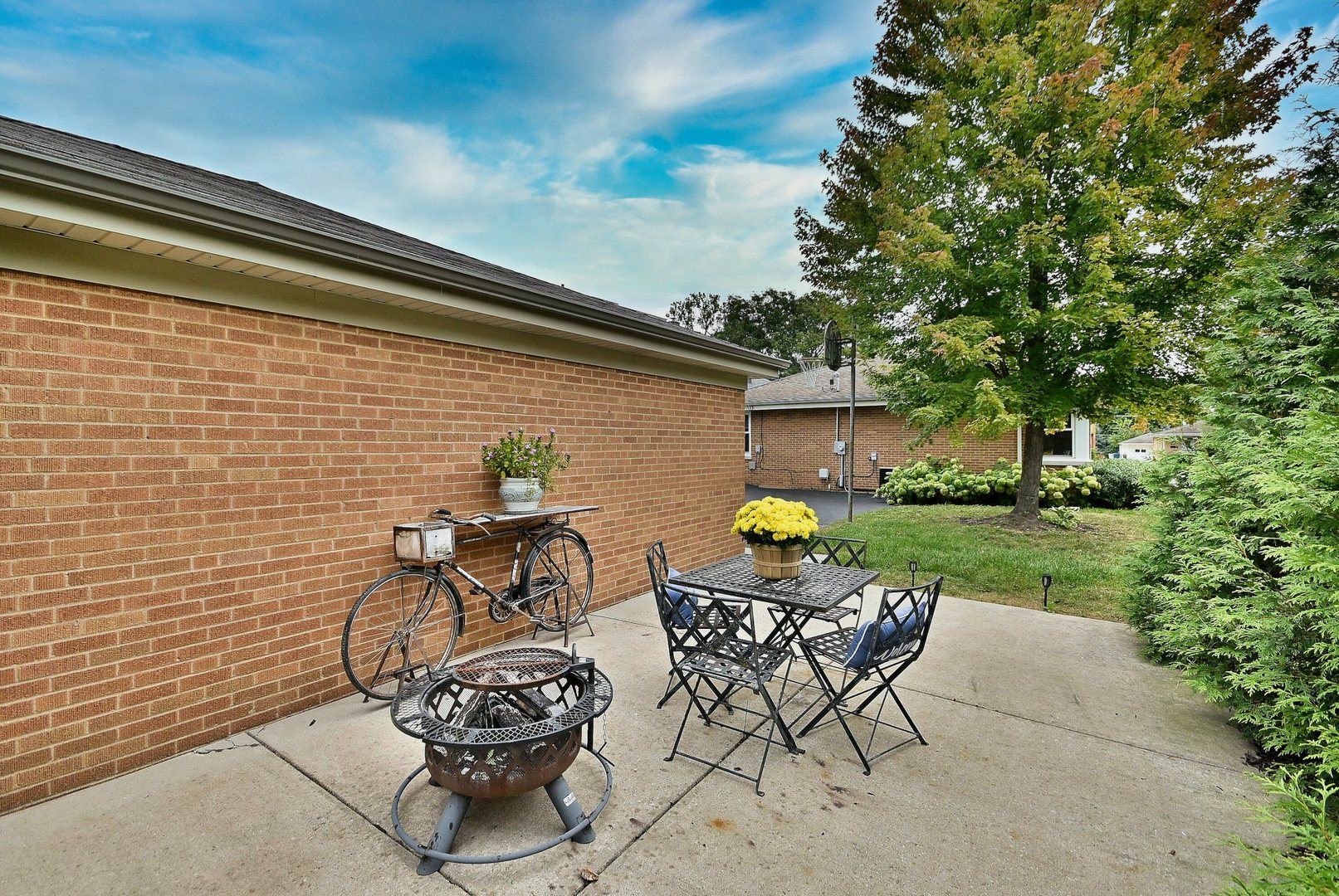 314 N Elm Avenue, Elmhurst, IL 60126