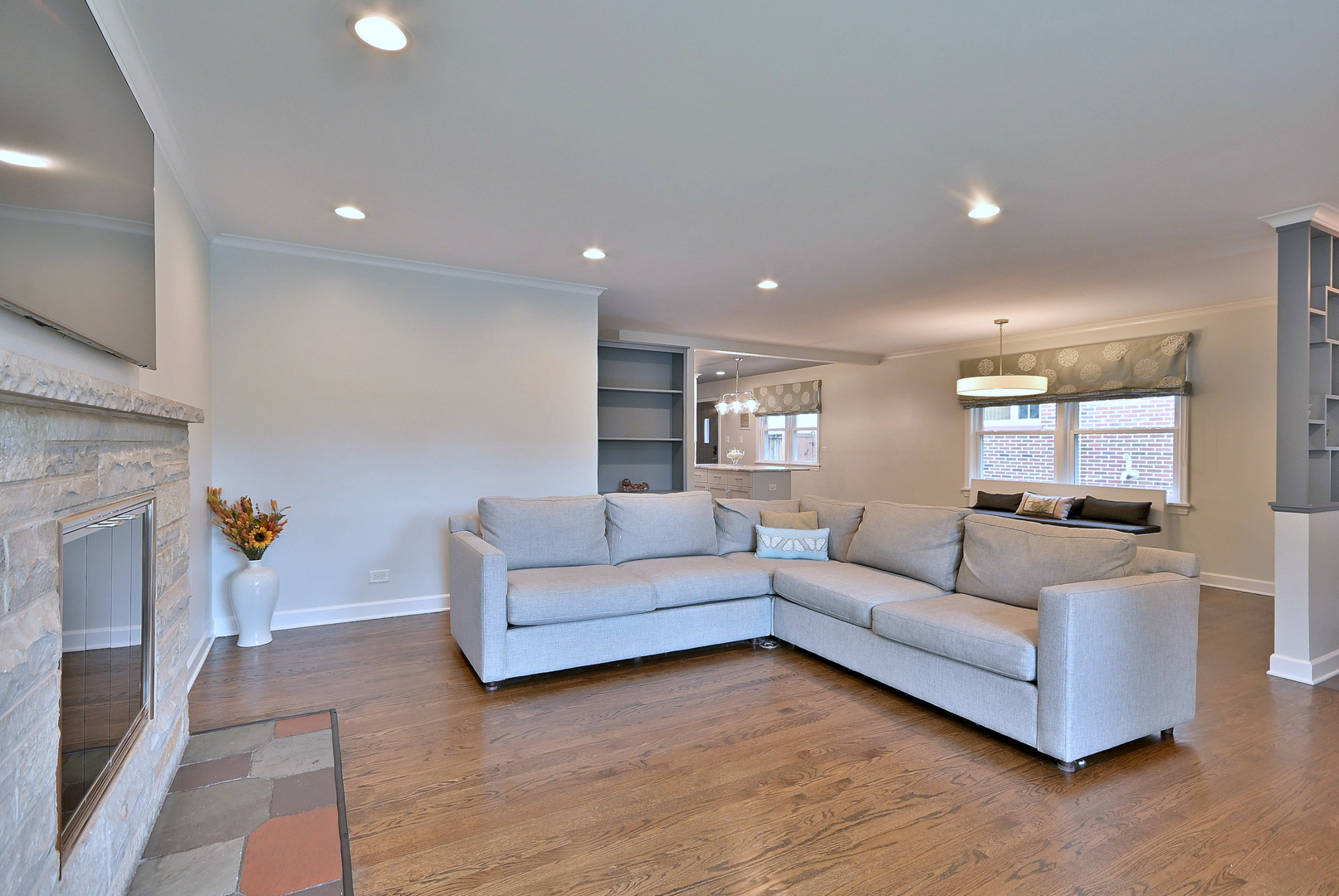 314 N Elm Avenue, Elmhurst, IL 60126