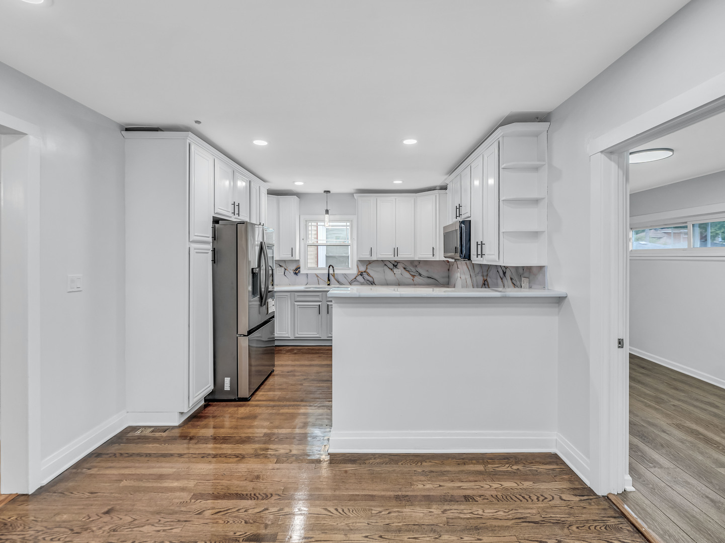 921 N Humphrey Avenue, Oak Park, IL 60302