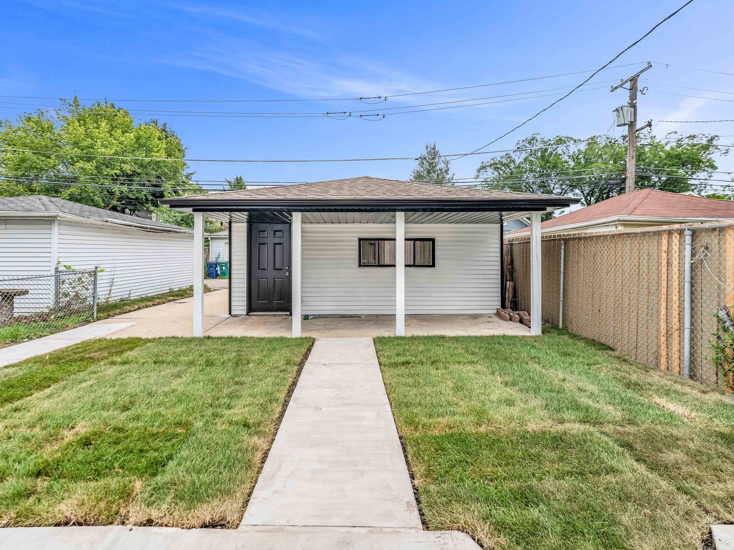 921 N Humphrey Avenue, Oak Park, IL 60302