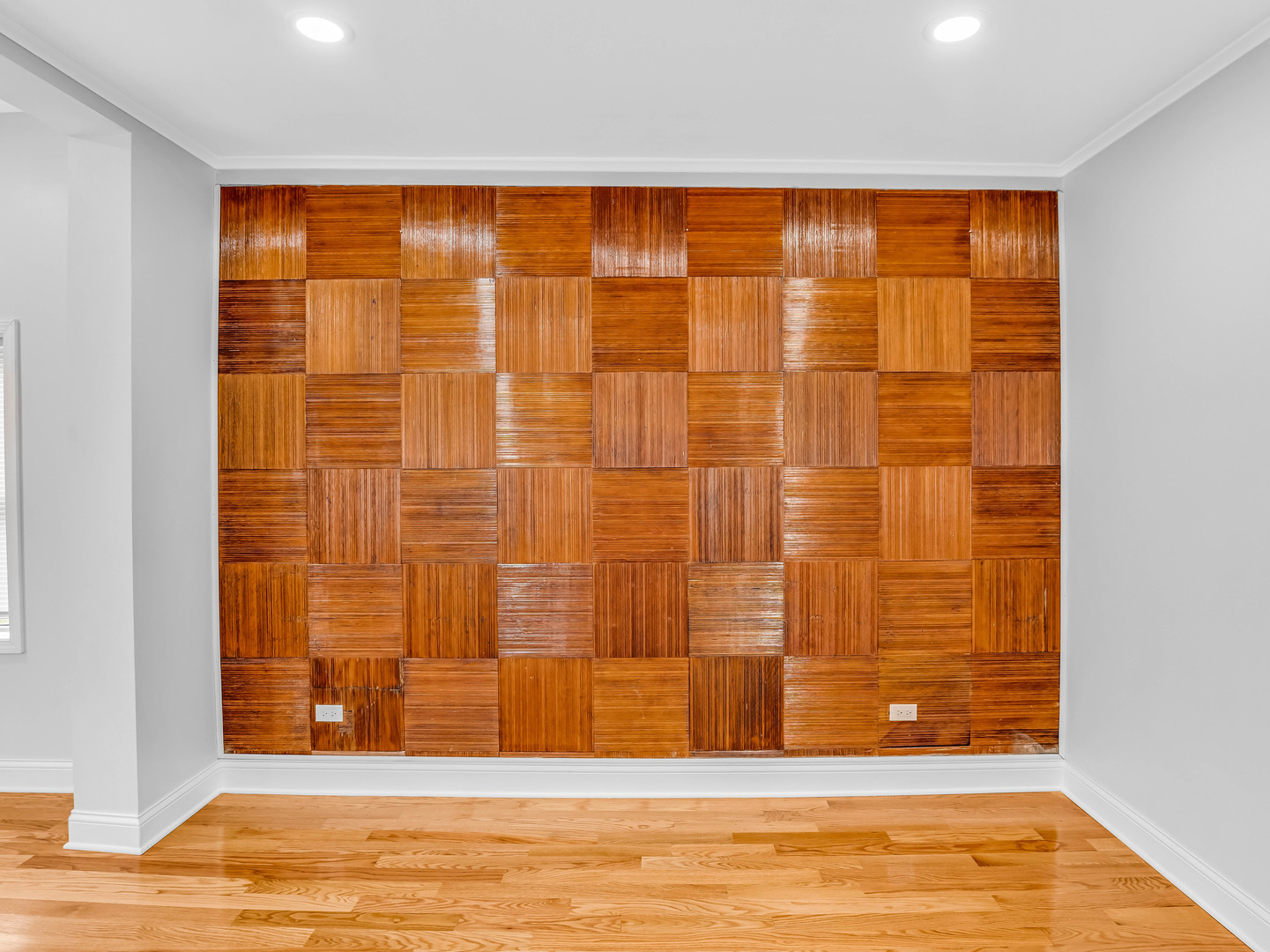 921 N Humphrey Avenue, Oak Park, IL 60302