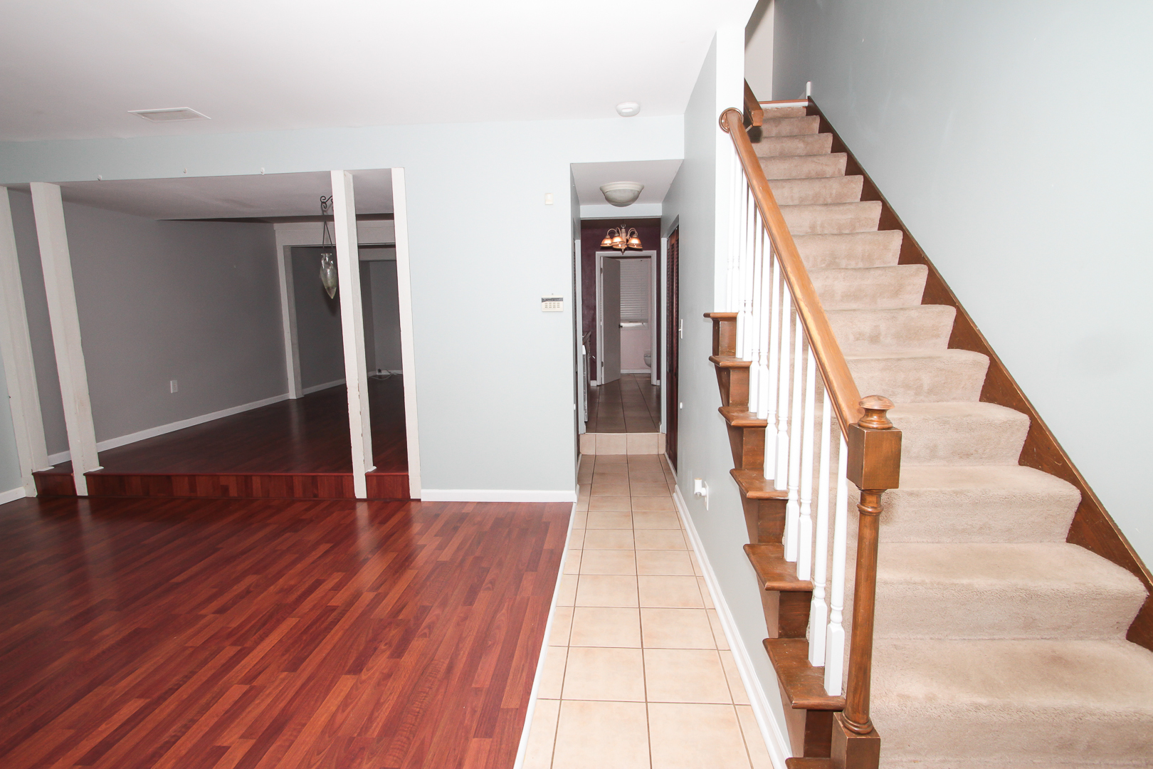 3 Garden Crescent Court, Elgin, IL 60123