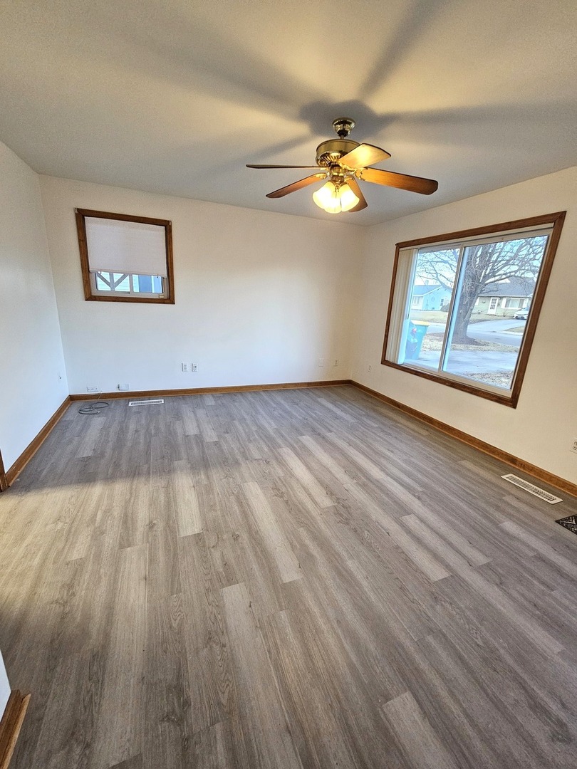 2226 Marmion Avenue, Joliet, IL 60436