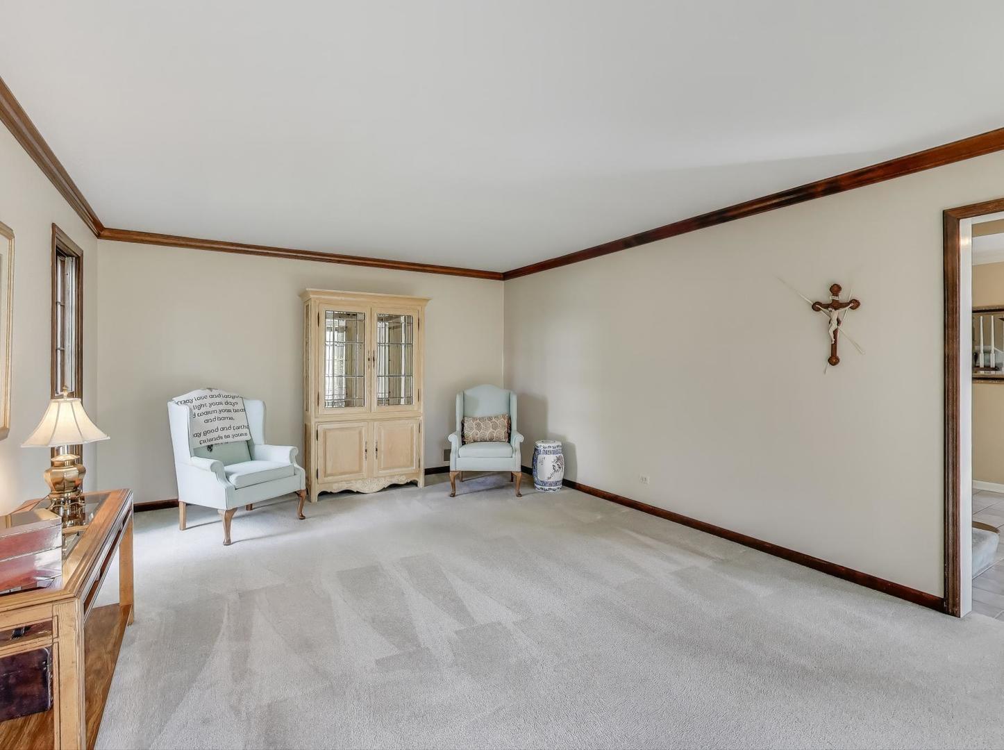 626 Alexandria Drive, Naperville, IL 60565