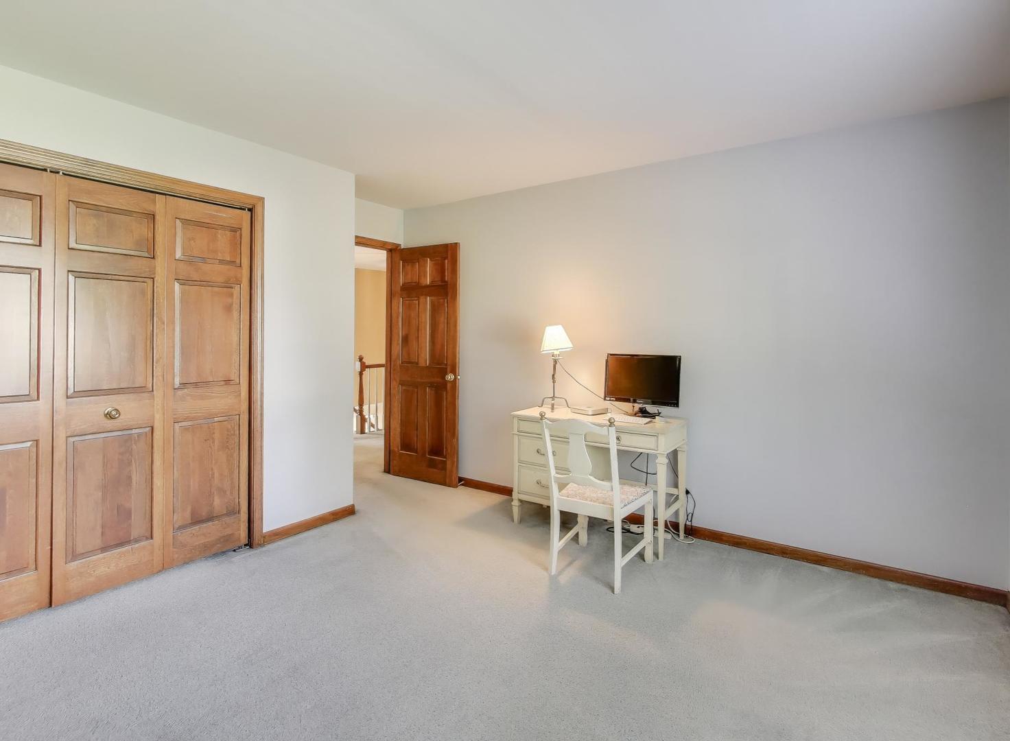 626 Alexandria Drive, Naperville, IL 60565