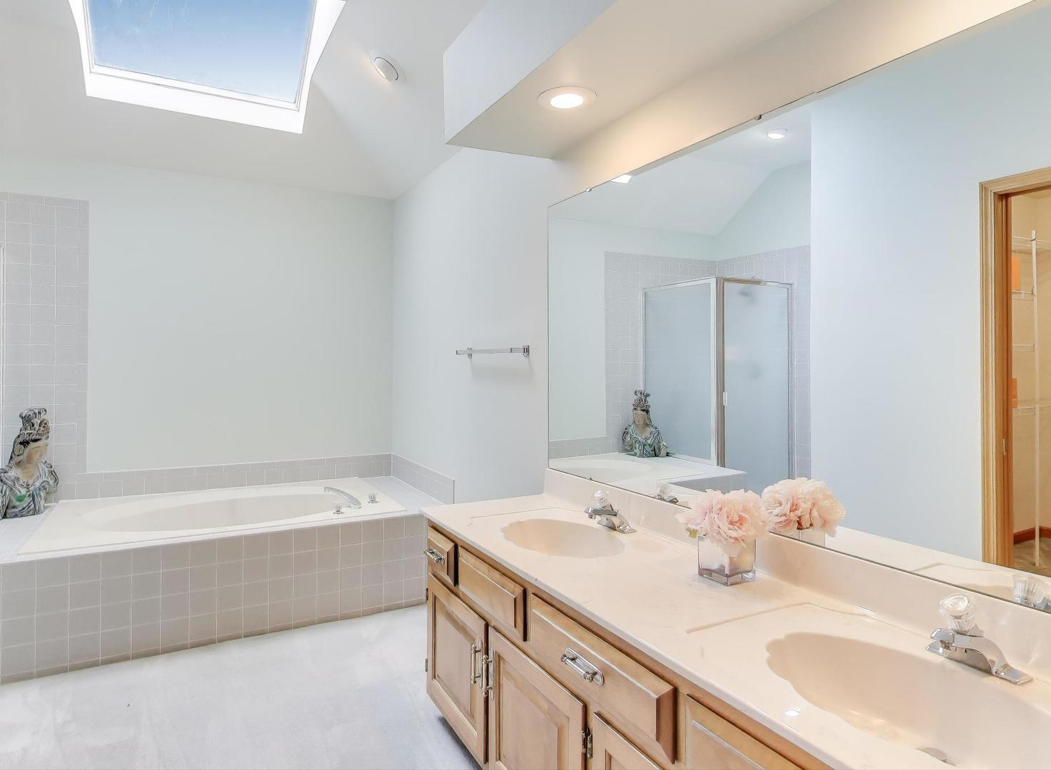 626 Alexandria Drive, Naperville, IL 60565