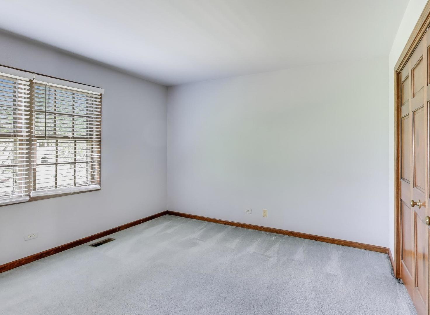 626 Alexandria Drive, Naperville, IL 60565