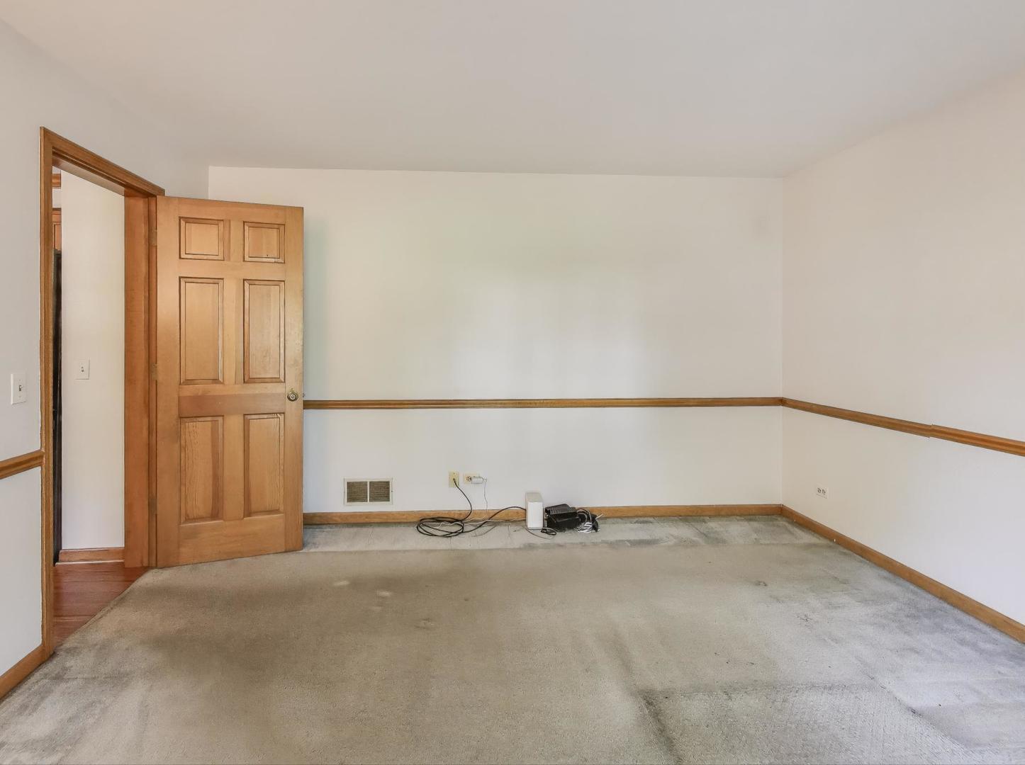 626 Alexandria Drive, Naperville, IL 60565