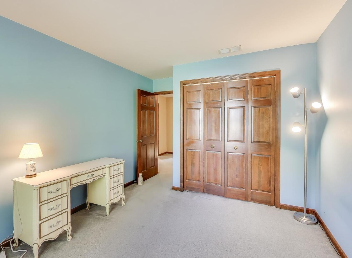 626 Alexandria Drive, Naperville, IL 60565