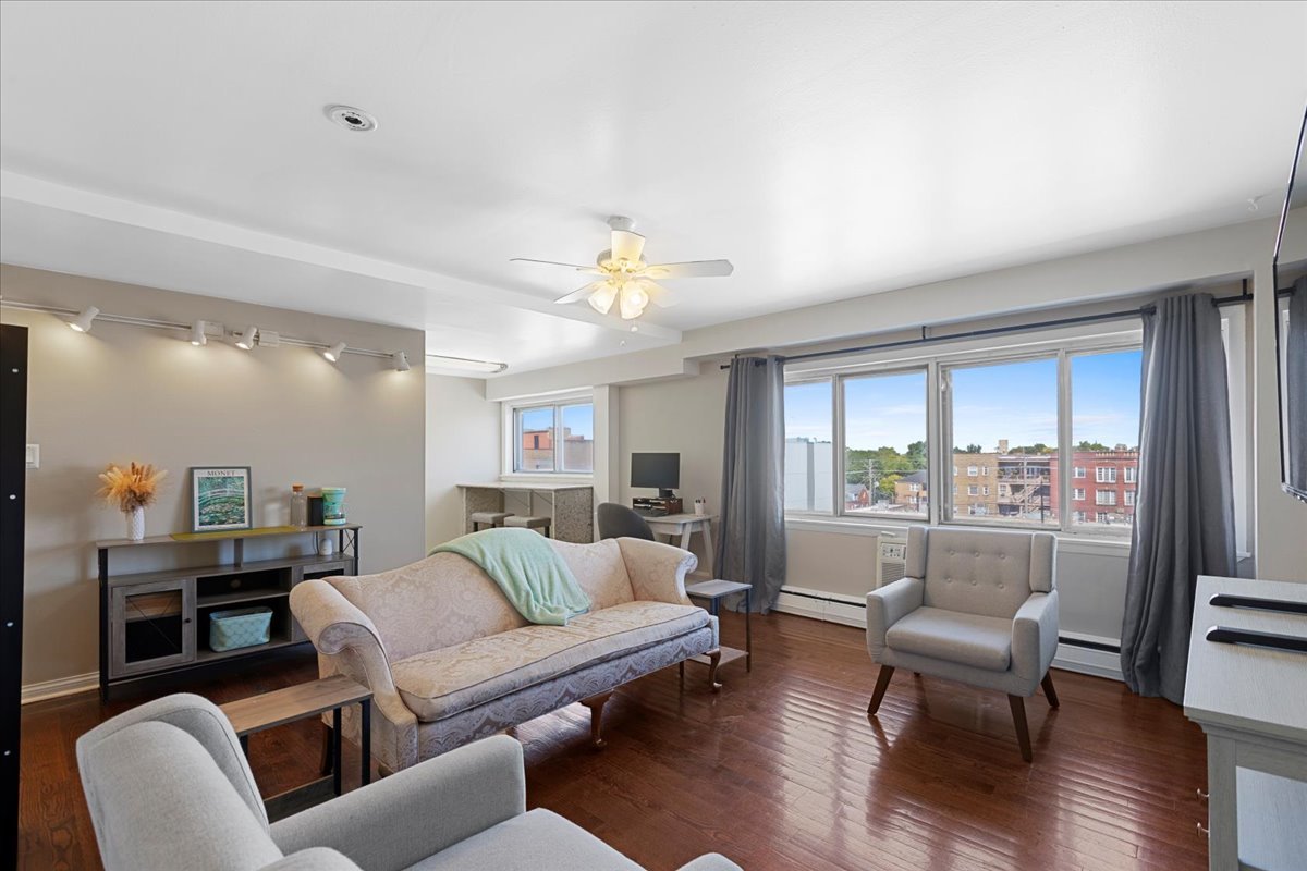 7540 N RIDGE Boulevard #5C, Chicago, IL 60645