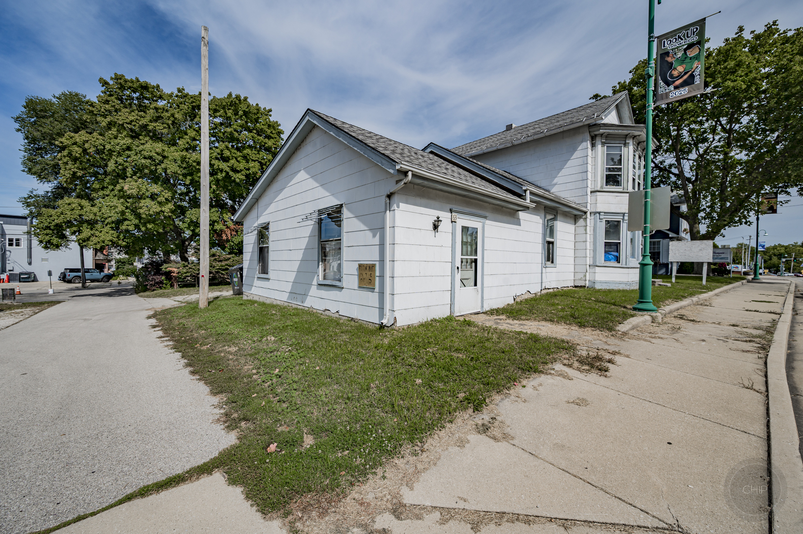 61 S Madison Street, Oswego, IL 60543