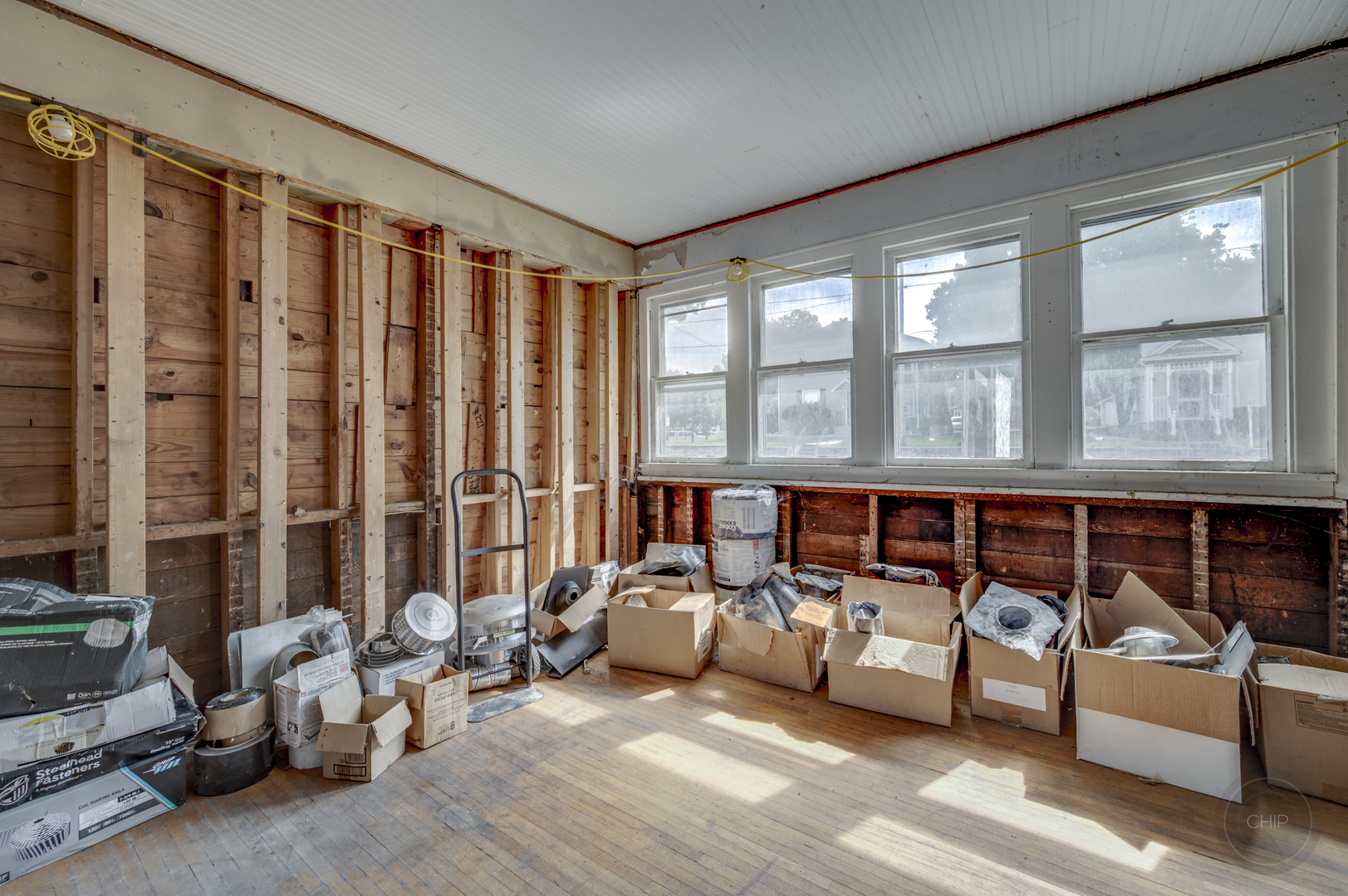 61 S Madison Street, Oswego, IL 60543