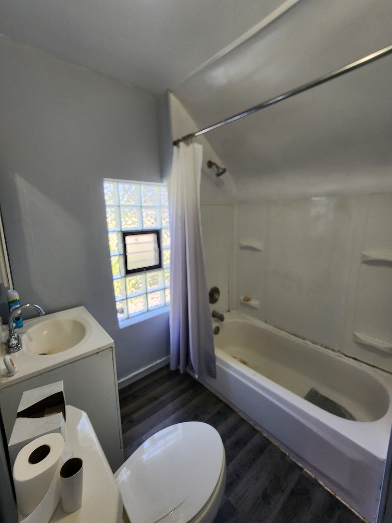 15626 Myrtle Avenue, Harvey, IL 60426