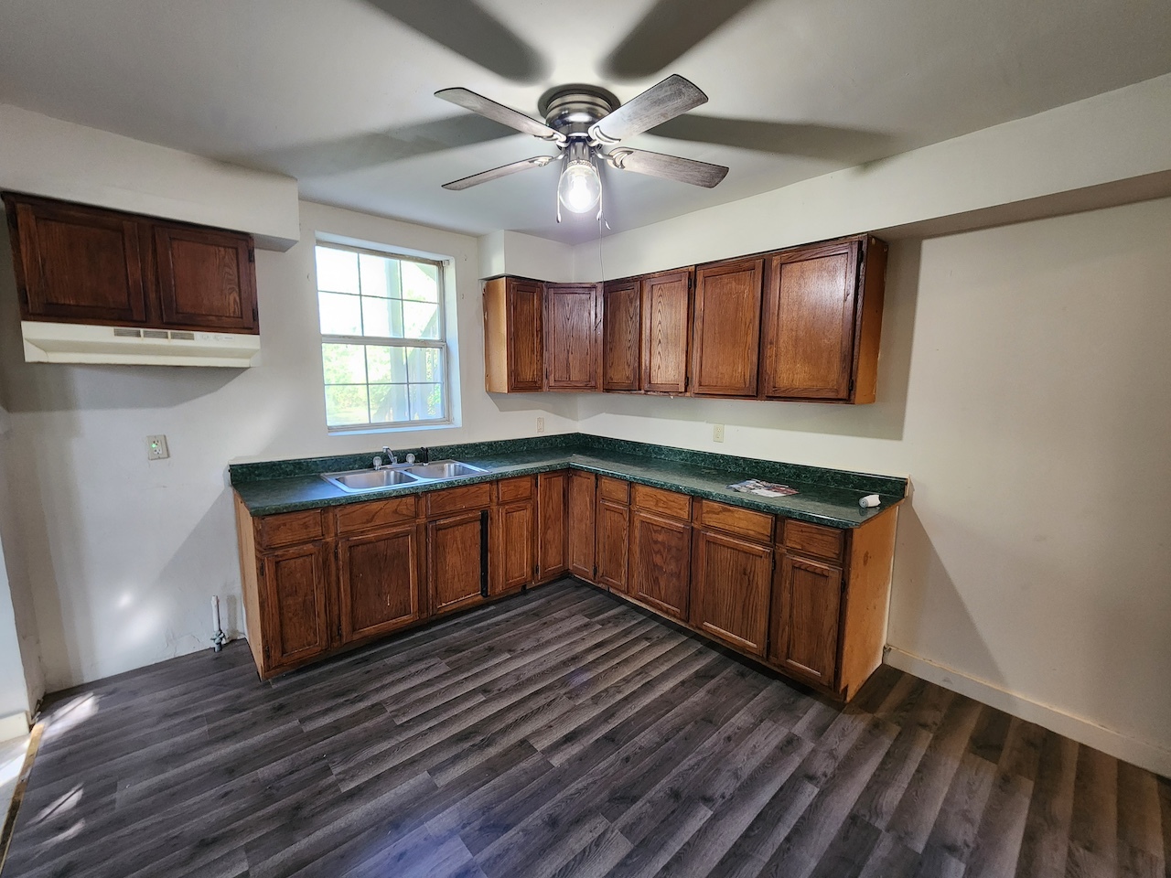 15626 Myrtle Avenue, Harvey, IL 60426