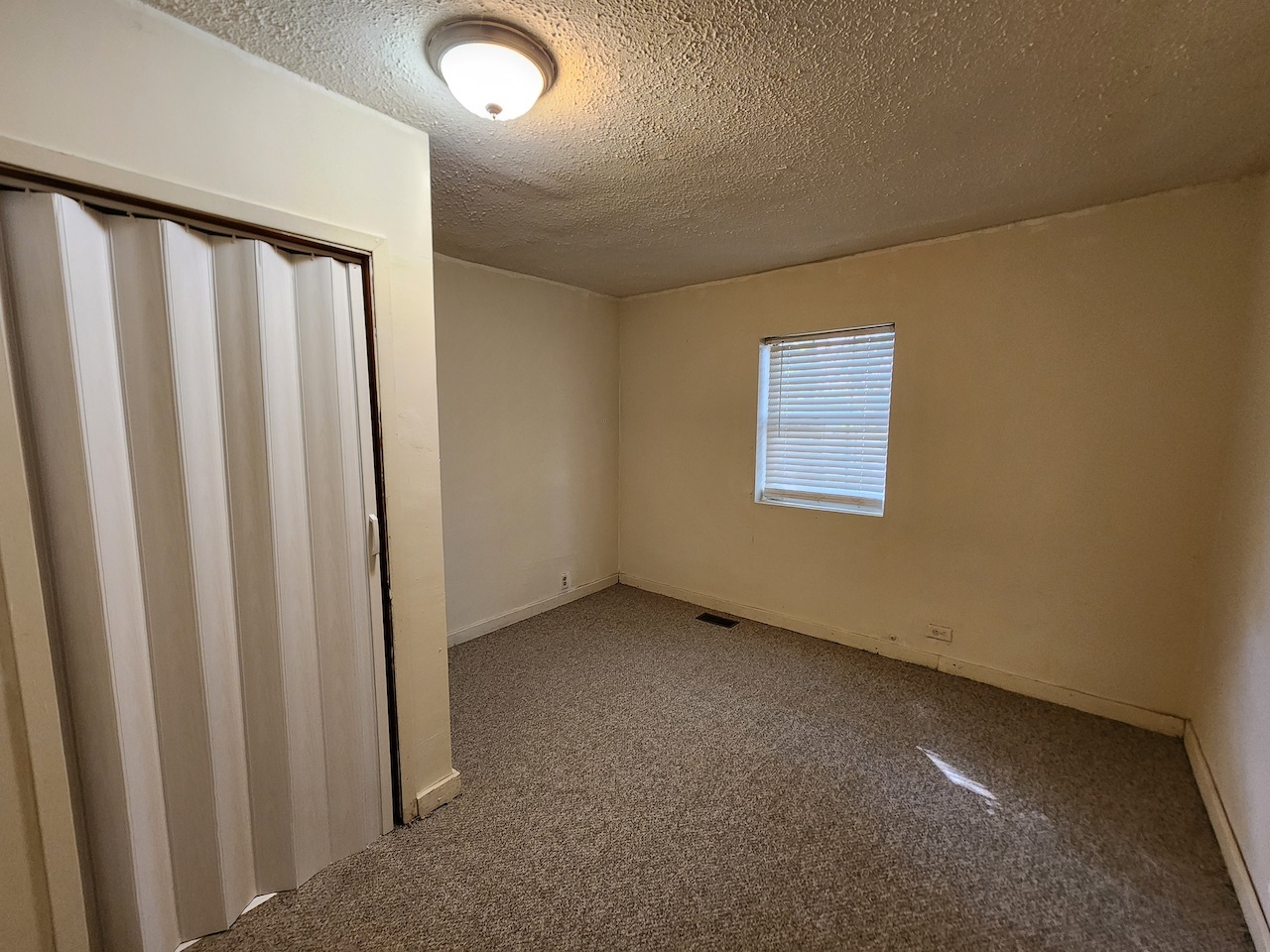 15626 Myrtle Avenue, Harvey, IL 60426