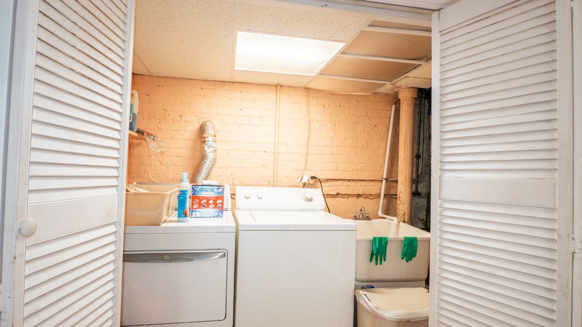 3920 W Marquette Road, Chicago, IL 60629