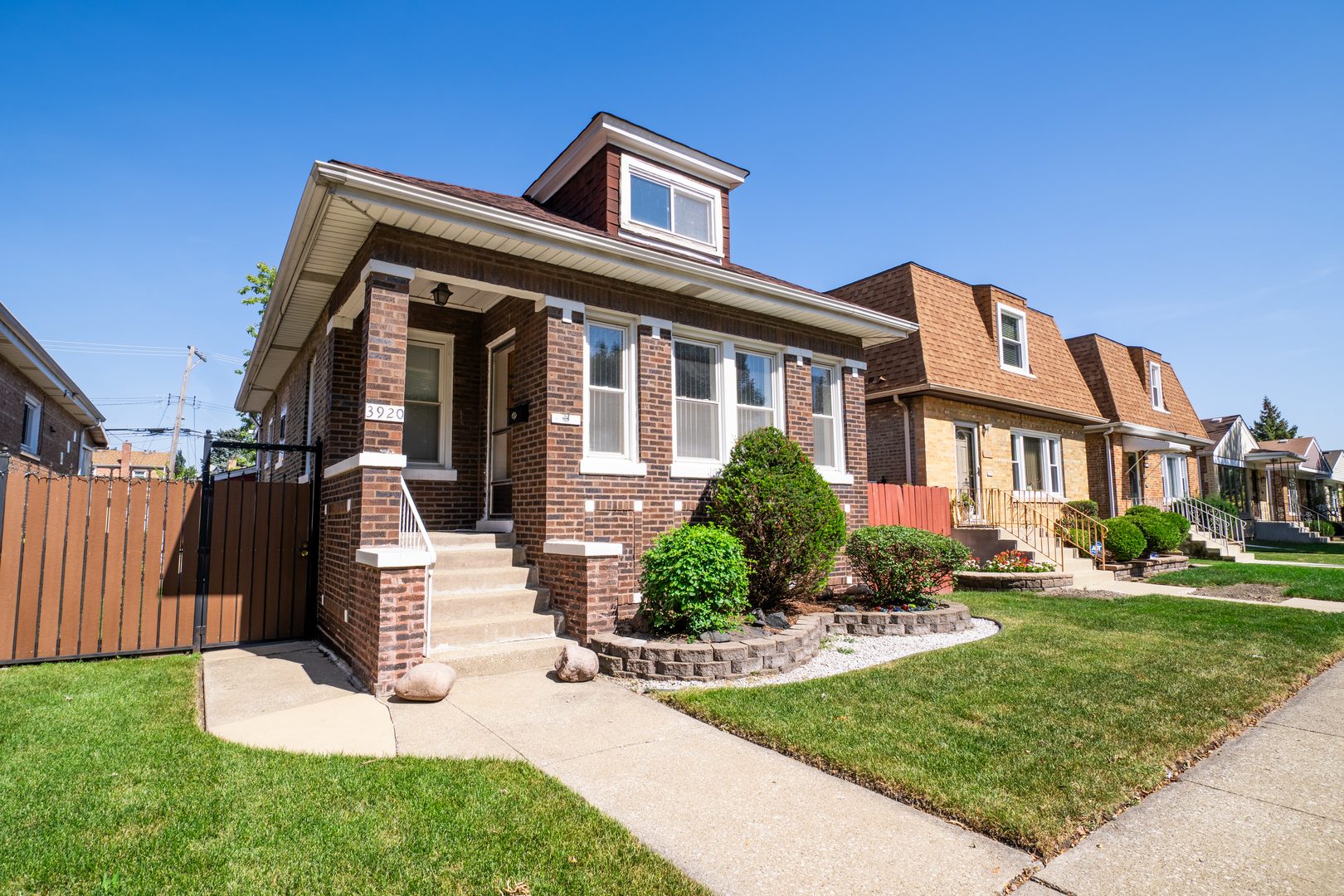 3920 W Marquette Road, Chicago, IL 60629