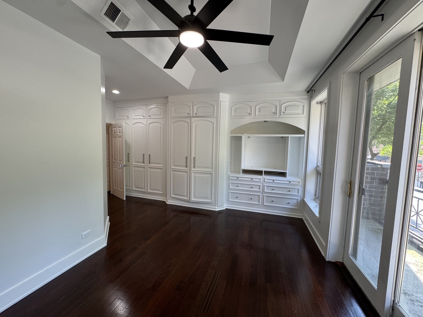 1347 N Sedgwick Street #2N, Chicago, IL 60610