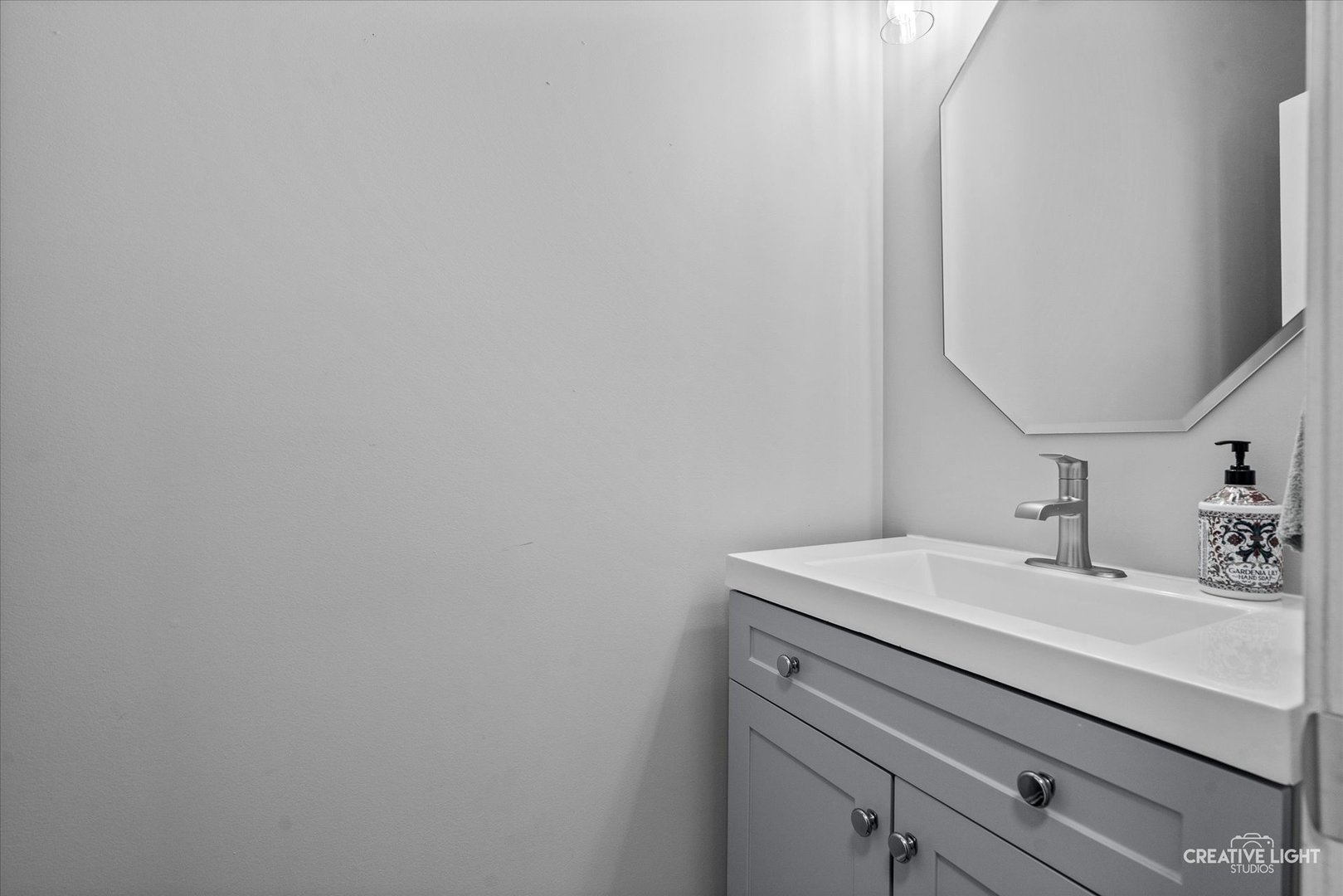 1116 Village Center Parkway #4, Aurora, IL 60506