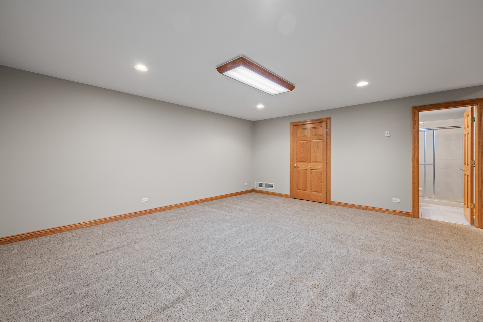 429 W KENILWORTH Avenue, Palatine, IL 60067