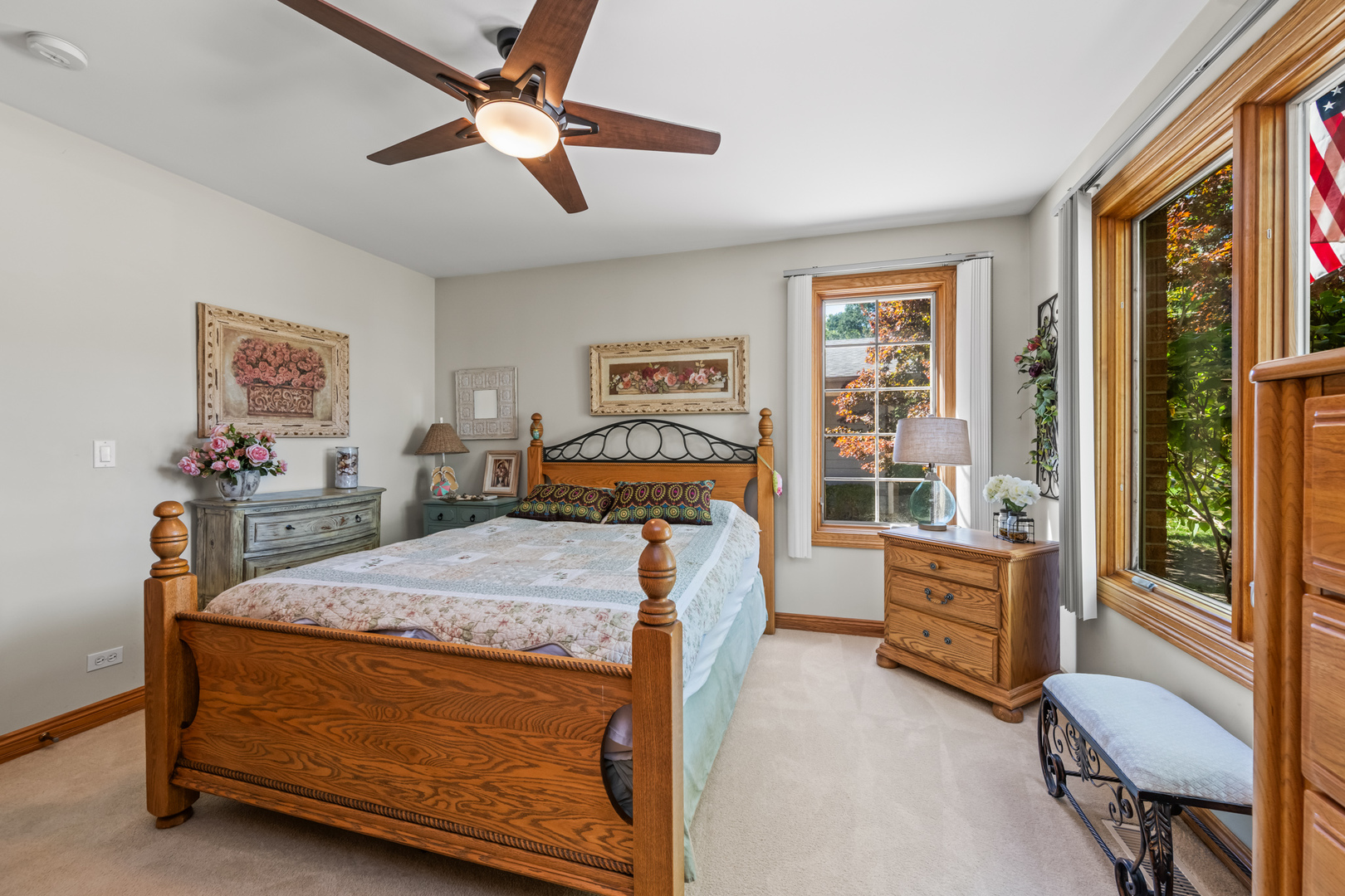 429 W KENILWORTH Avenue, Palatine, IL 60067