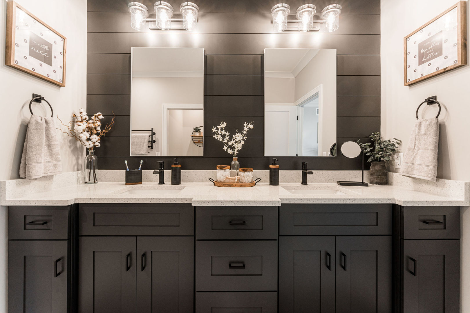 24 Kloe Lane #24, Sycamore, IL 60178