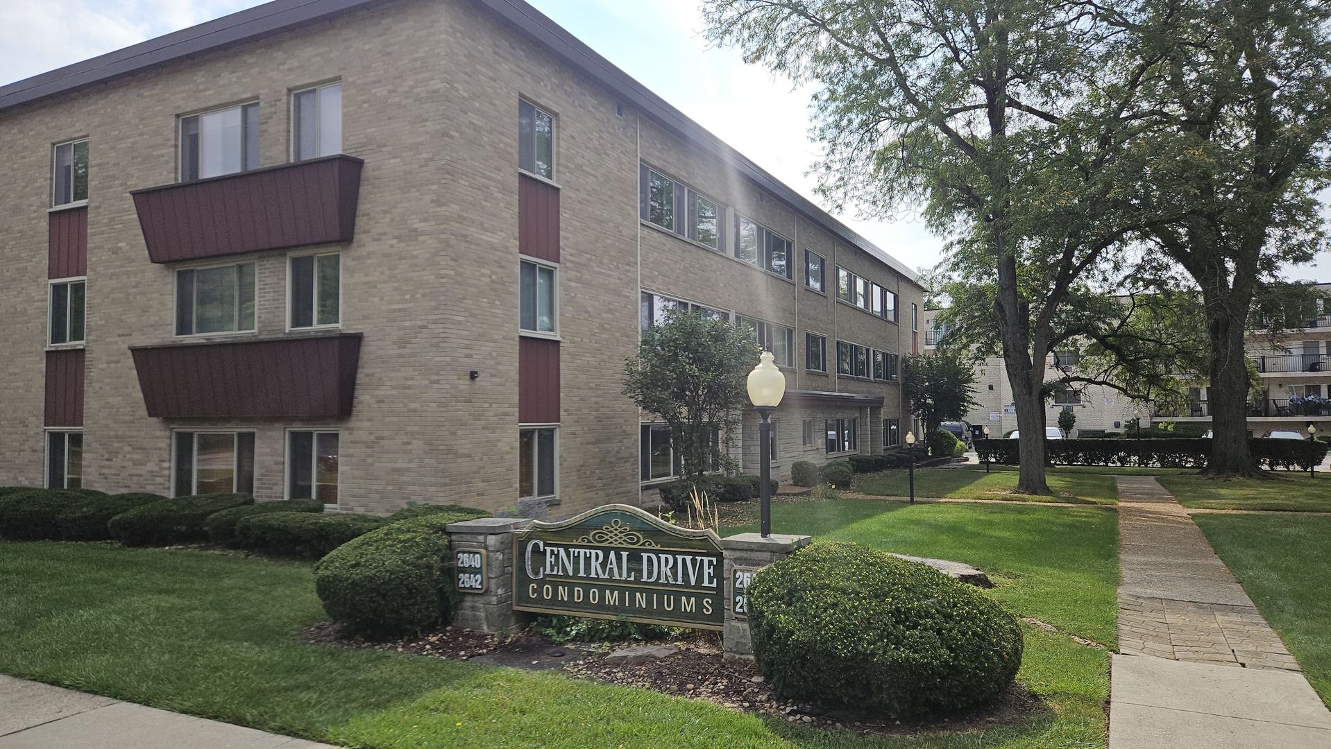 2640 Central Drive #1N, Flossmoor, IL 60422