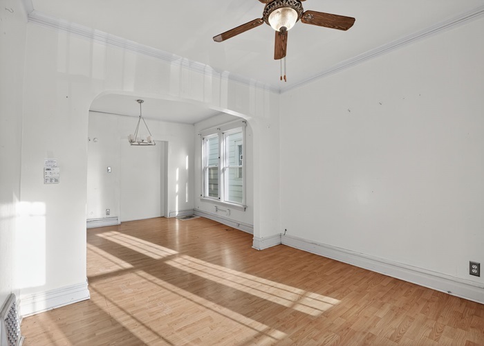 7829 S Champlain Avenue, Chicago, IL 60619