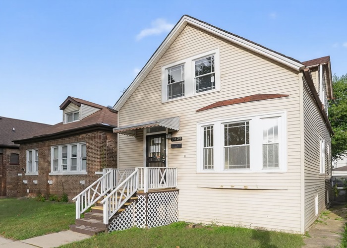 7829 S Champlain Avenue, Chicago, IL 60619