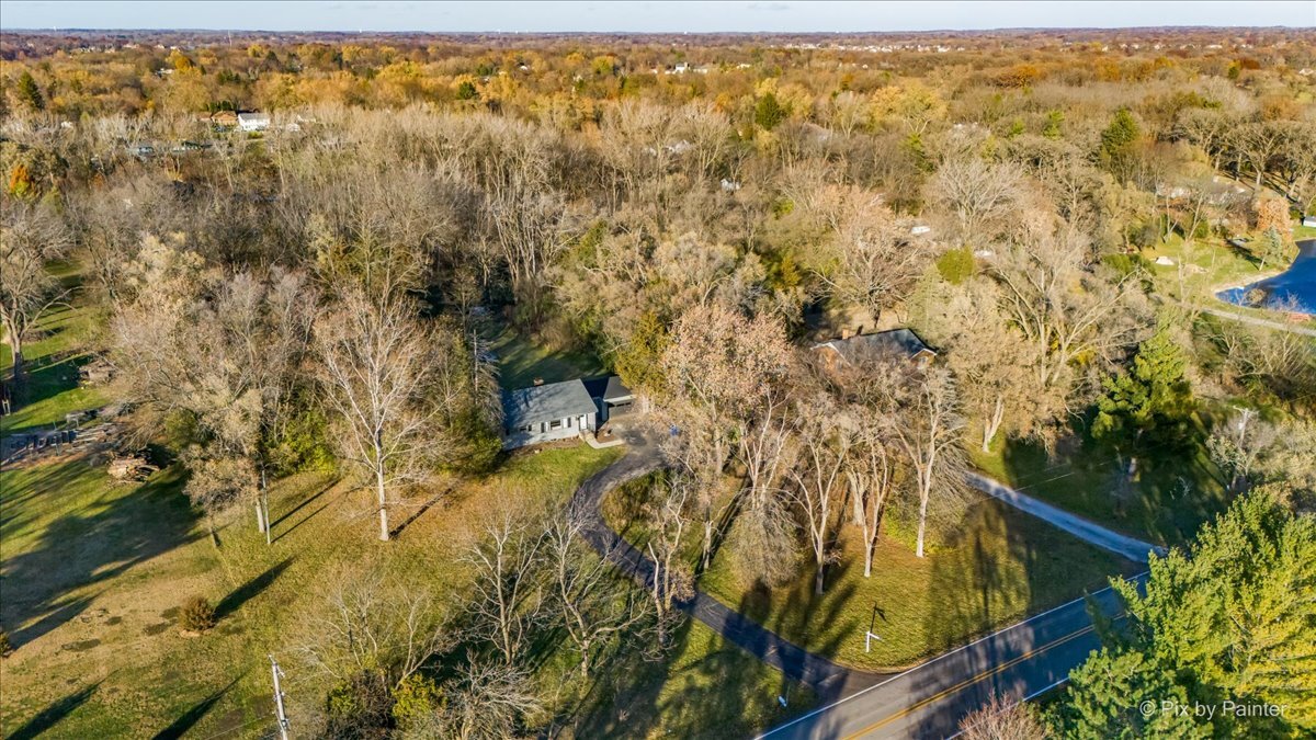 28524 W Main Street, Barrington, IL 60010