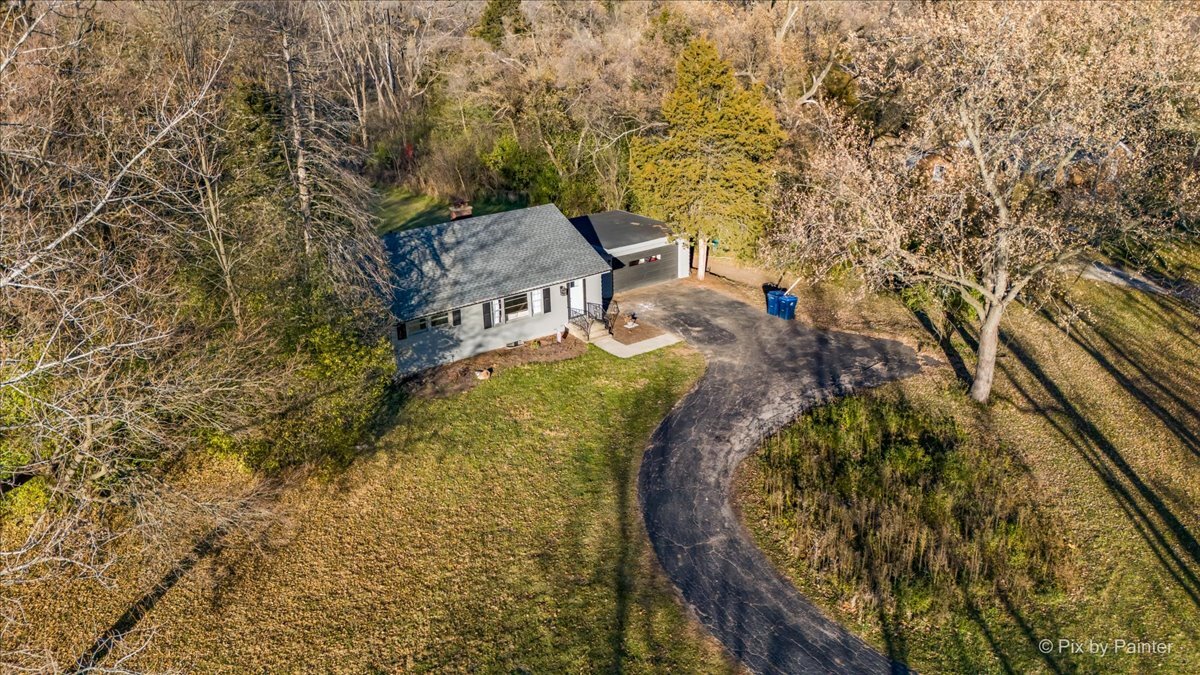 28524 W Main Street, Barrington, IL 60010