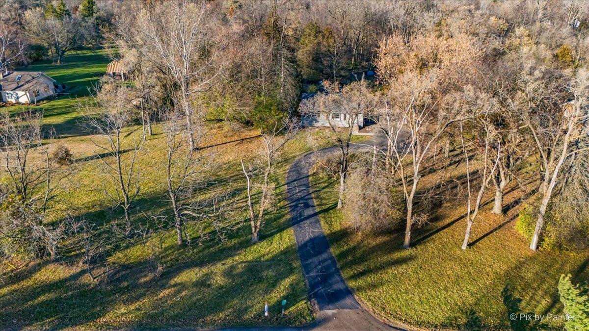 28524 W Main Street, Barrington, IL 60010