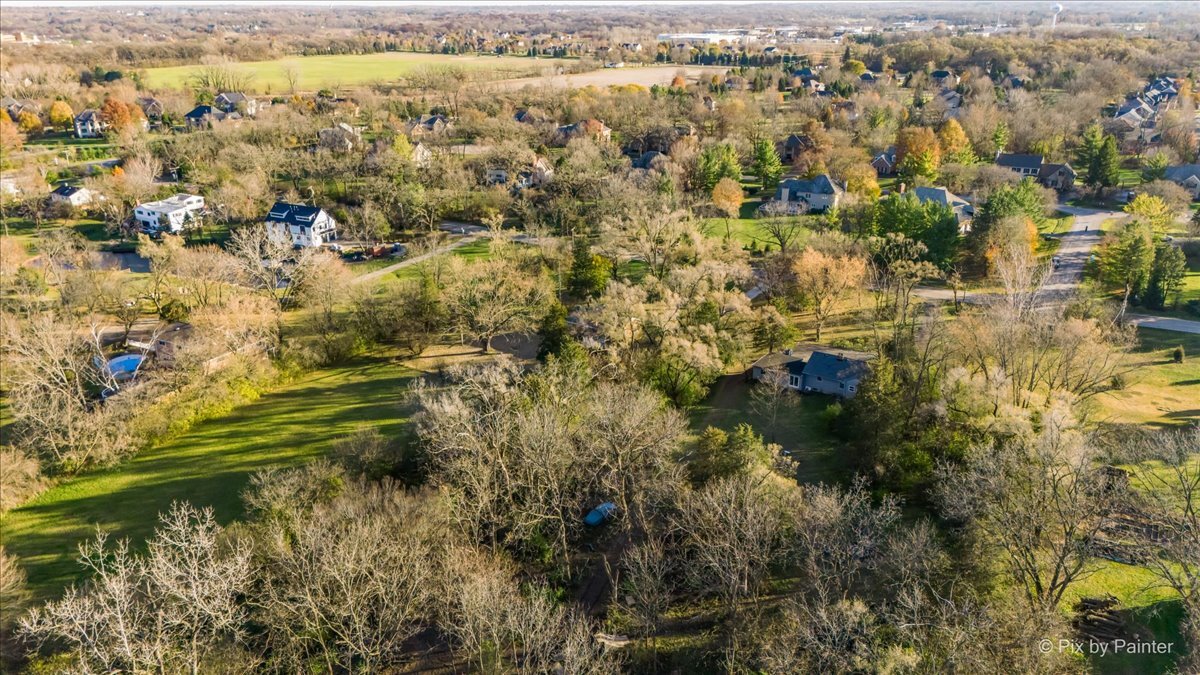 28524 W Main Street, Barrington, IL 60010