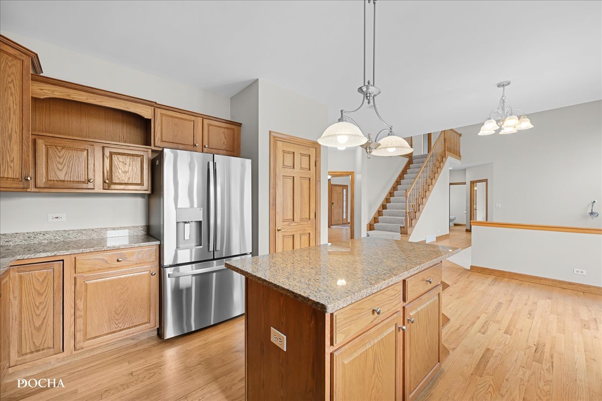 842 Heartland Drive, Yorkville, IL 60560