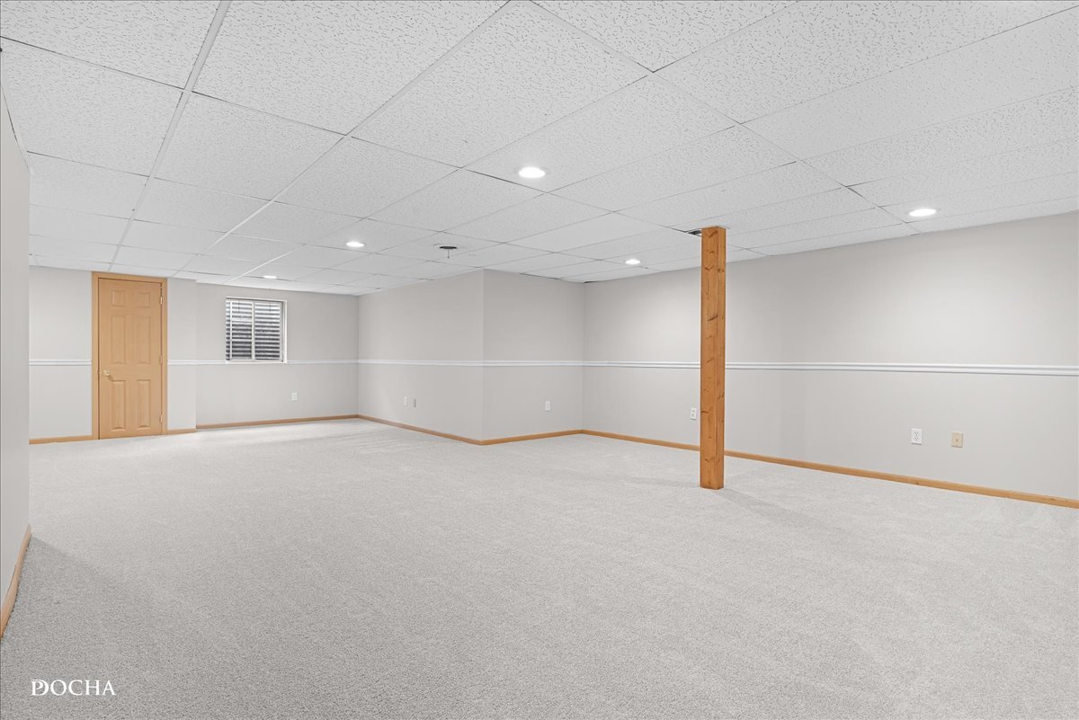 842 Heartland Drive, Yorkville, IL 60560