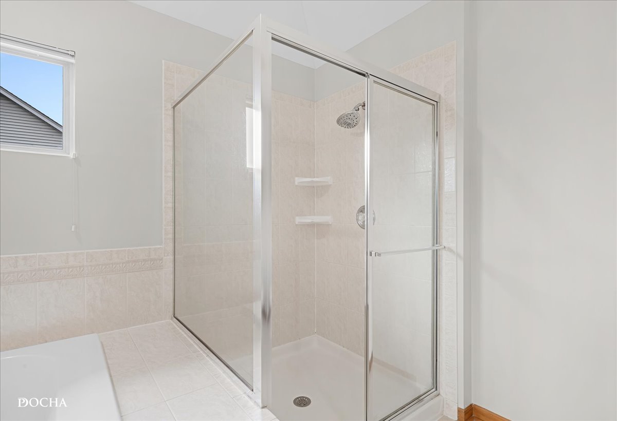 842 Heartland Drive, Yorkville, IL 60560